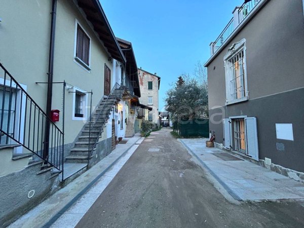 appartamento in vendita a Milano in zona Gratosoglio