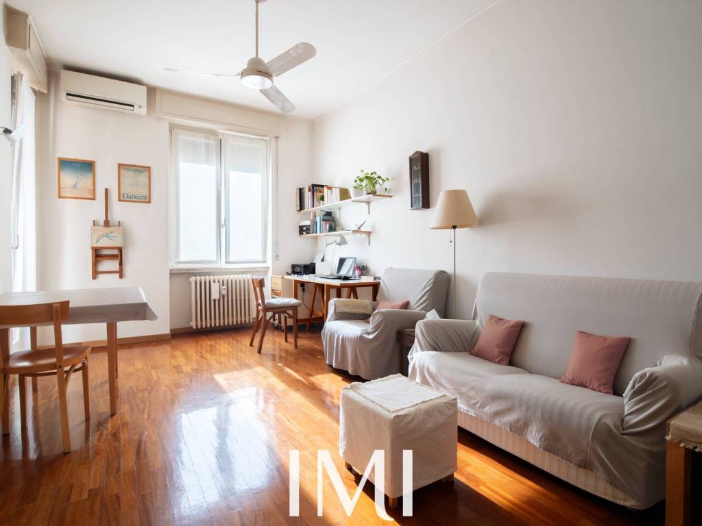 appartamento in vendita a Milano in zona Solari