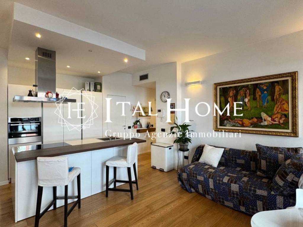 appartamento in vendita a Milano in zona Isola