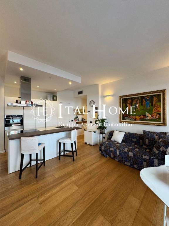 appartamento in vendita a Milano in zona Il Portello