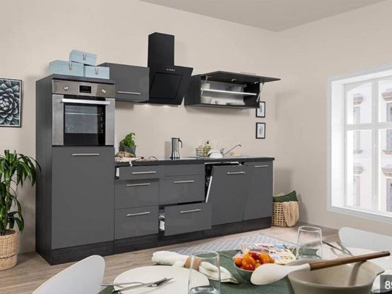 appartamento in vendita a Milano in zona Solari