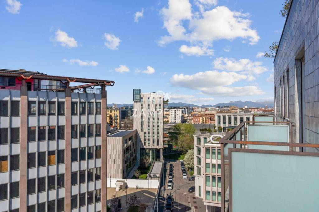 appartamento in vendita a Milano in zona Porta Garibaldi