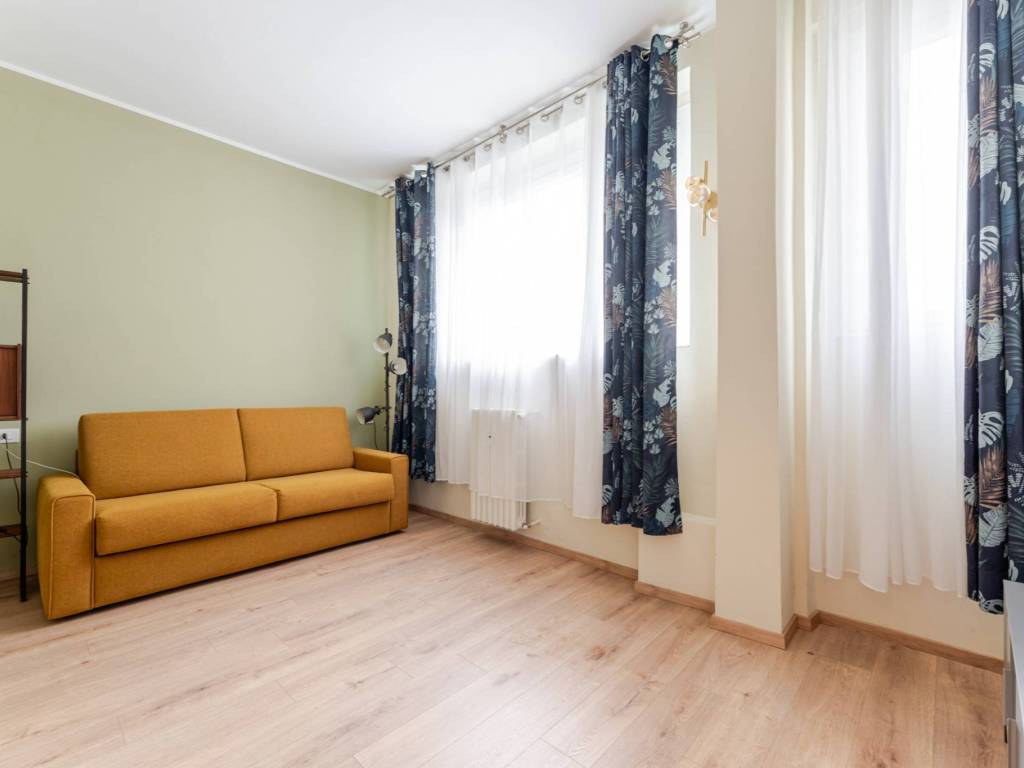 appartamento in vendita a Milano in zona Vigentino