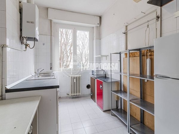 appartamento in vendita a Milano in zona Corvetto