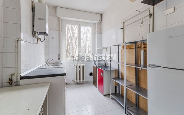 appartamento in vendita a Milano in zona Corvetto