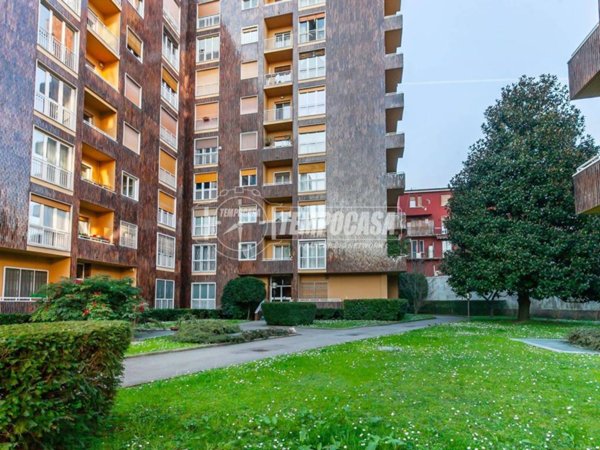 appartamento in vendita a Milano in zona Isola