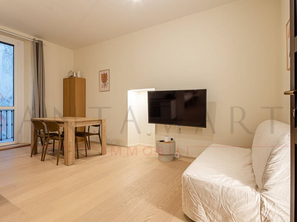 appartamento in vendita a Milano in zona Porta Venezia