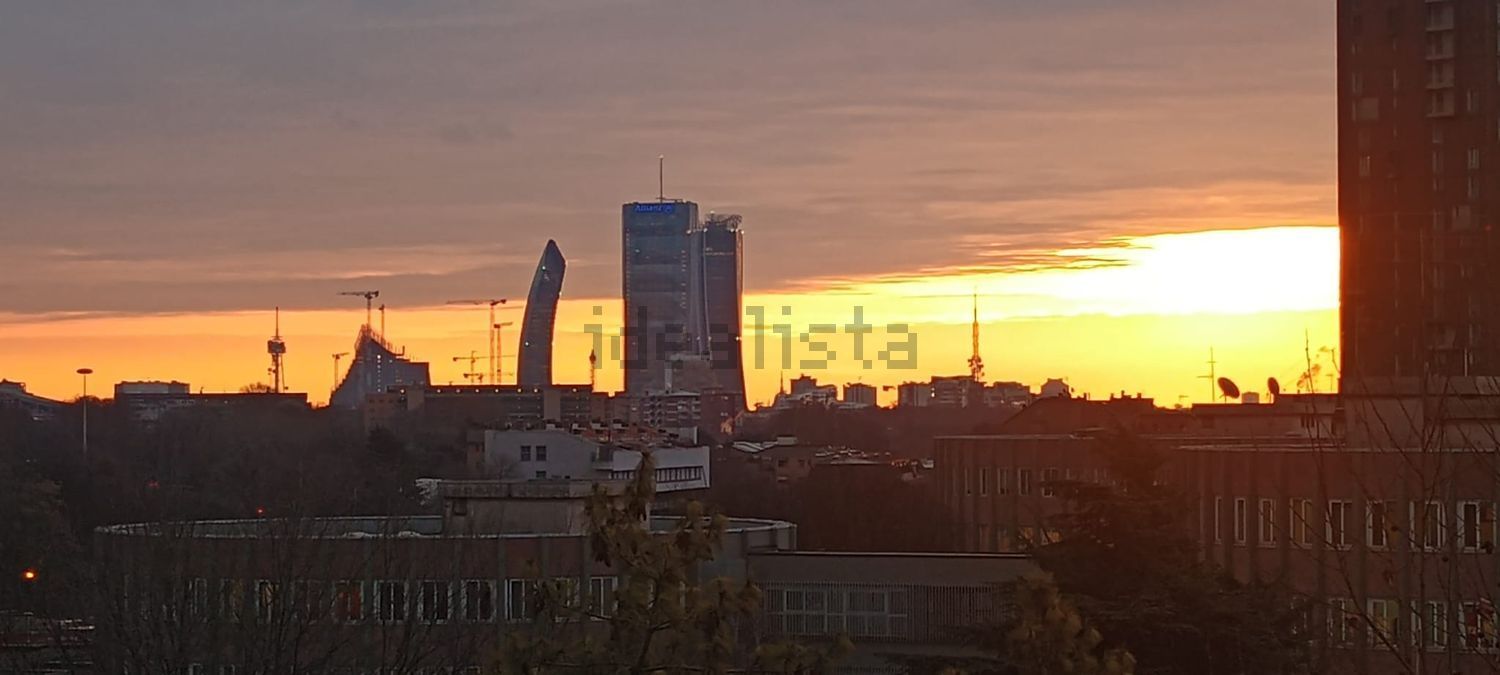 appartamento in vendita a Milano in zona Gallaratese