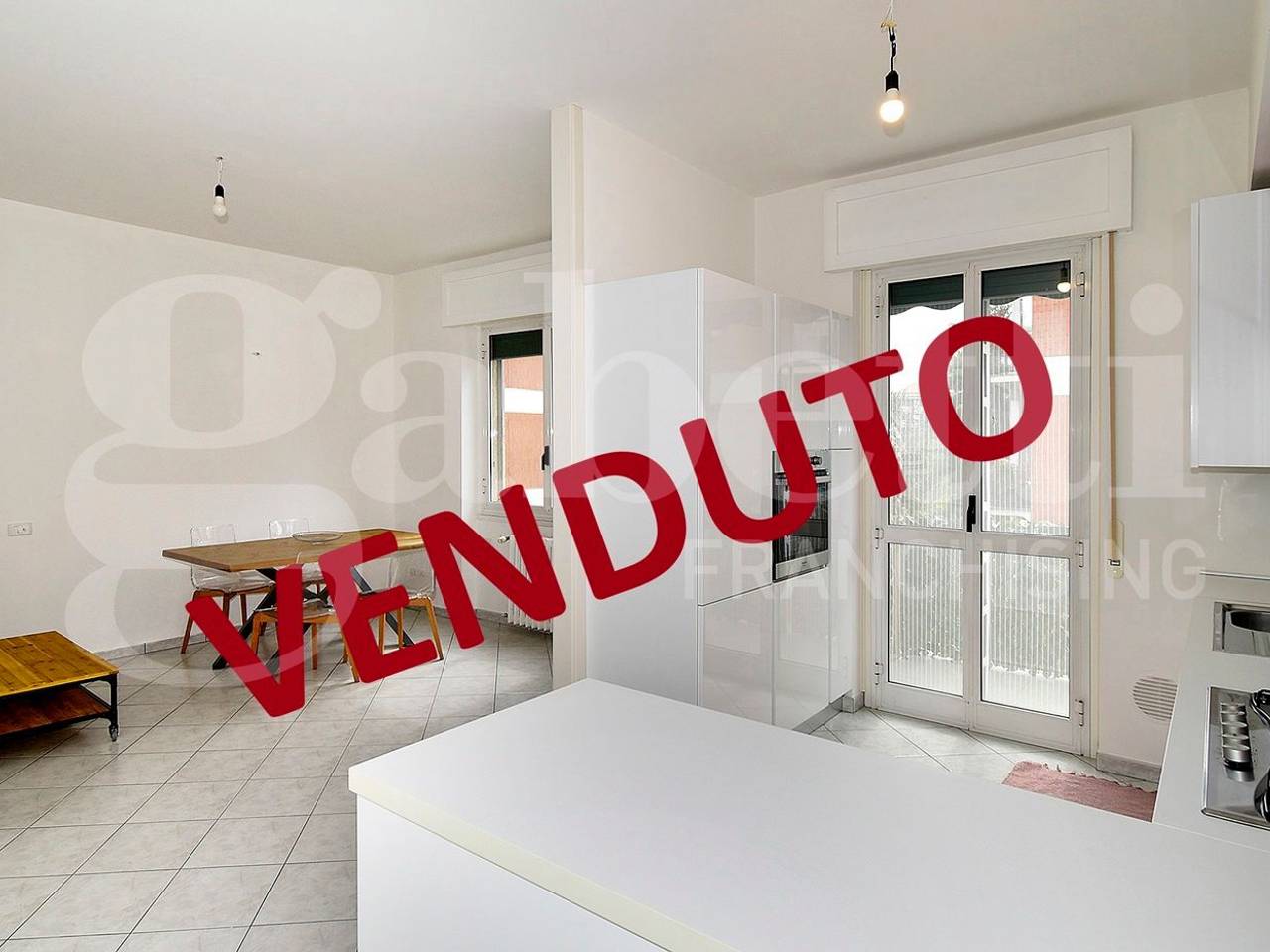 appartamento in vendita a Milano in zona Gorla