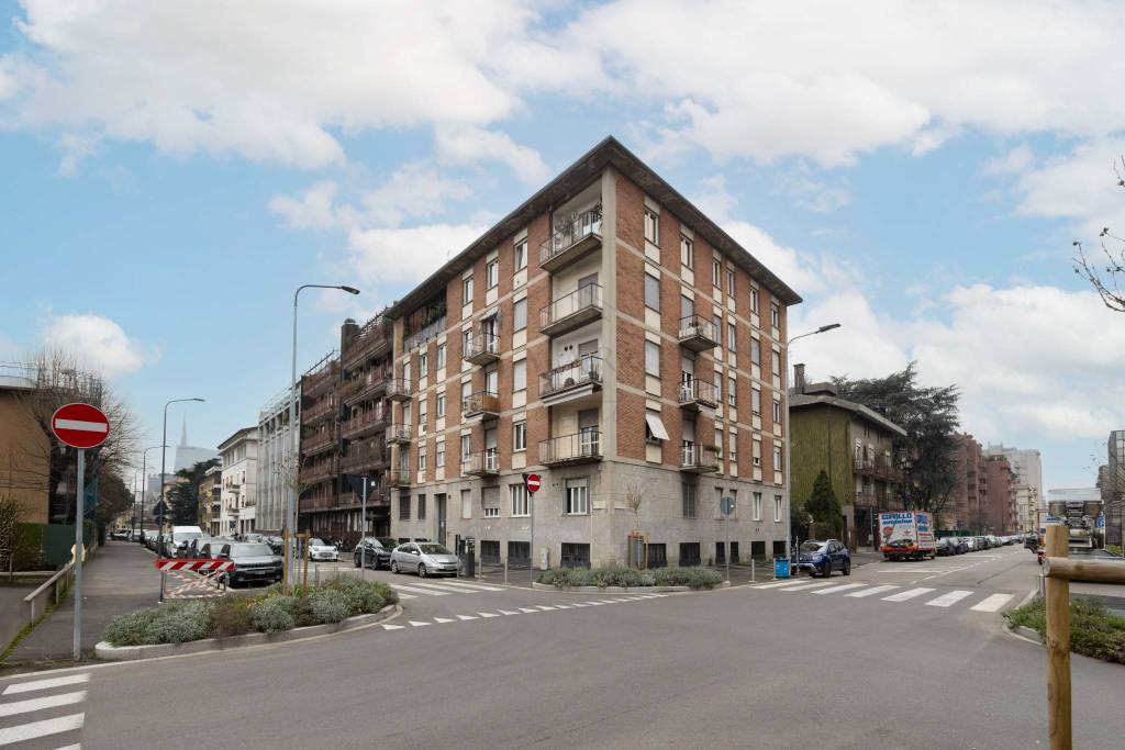 appartamento in vendita a Milano in zona Isola