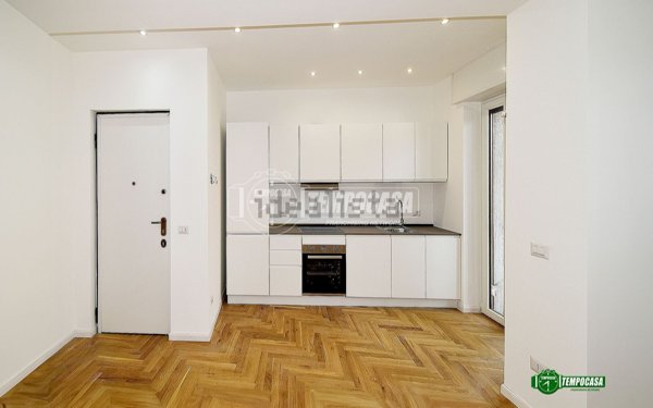 appartamento in vendita a Milano in zona QT8