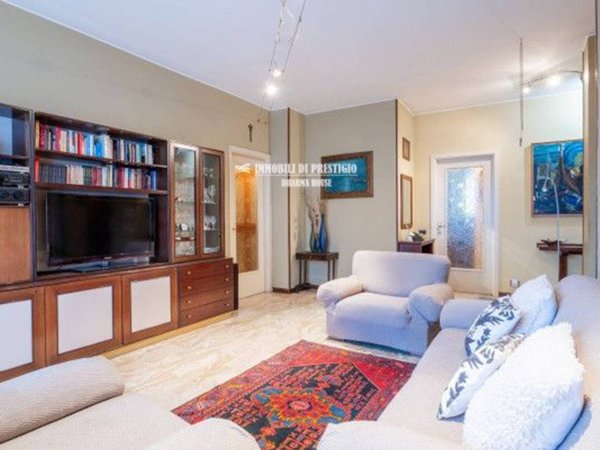 appartamento in vendita a Milano in zona Quinto Romano