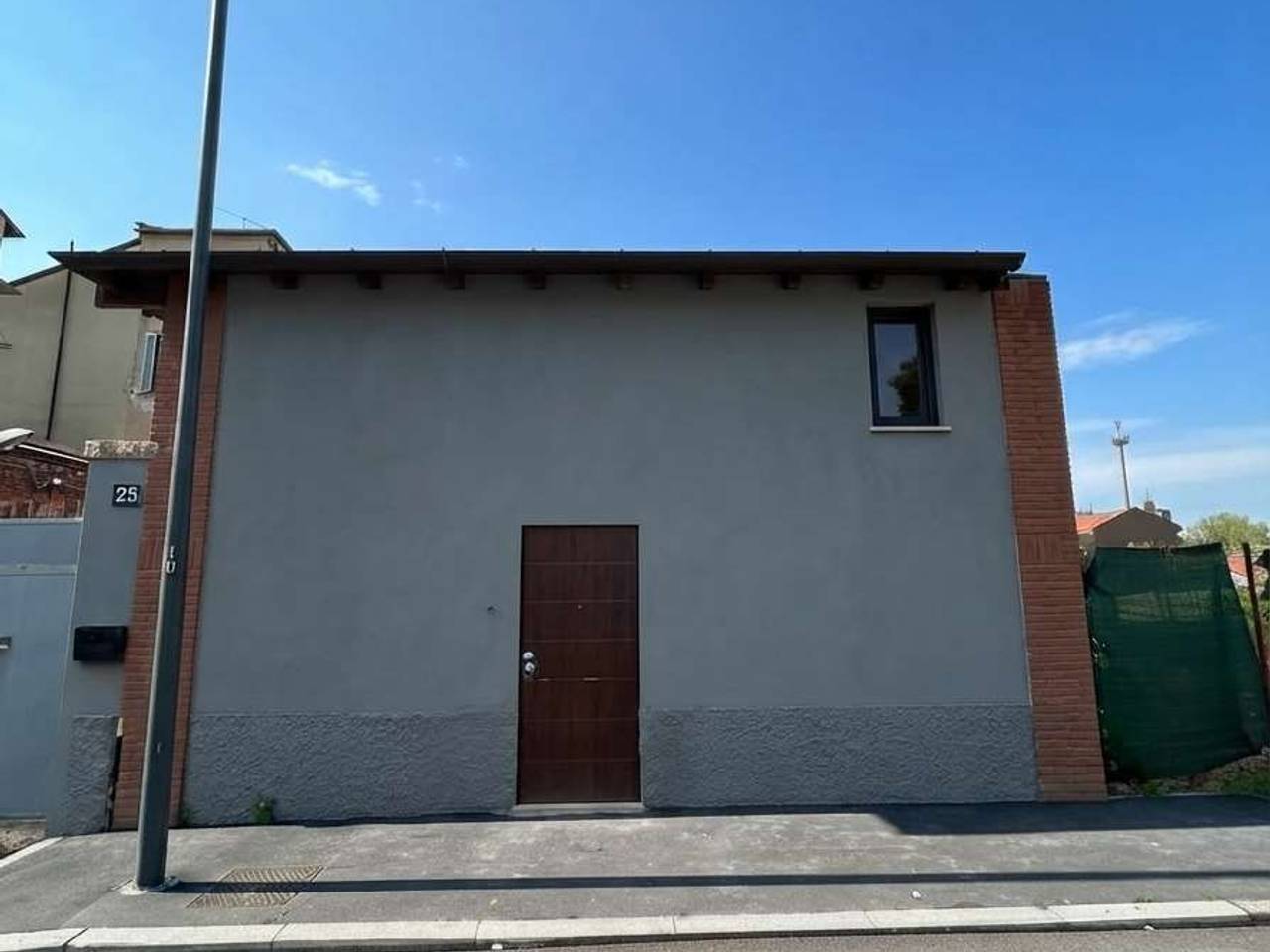 appartamento in vendita a Milano in zona Barona