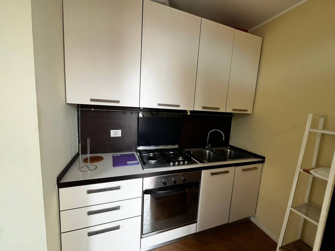 appartamento in vendita a Milano in zona Morivione