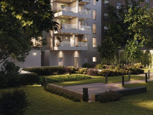 appartamento in vendita a Milano in zona Trenno