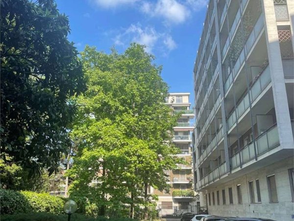 ufficio in vendita a Milano