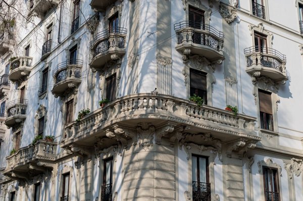 appartamento in vendita a Milano in zona Cadorna