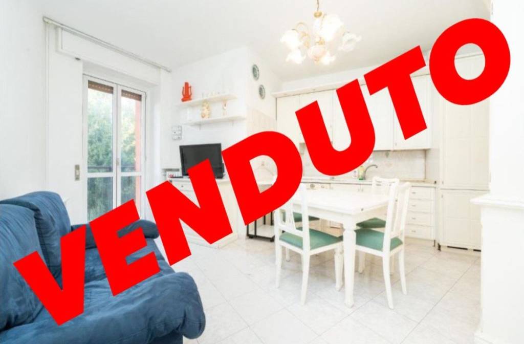 appartamento in vendita a Milano in zona Corvetto