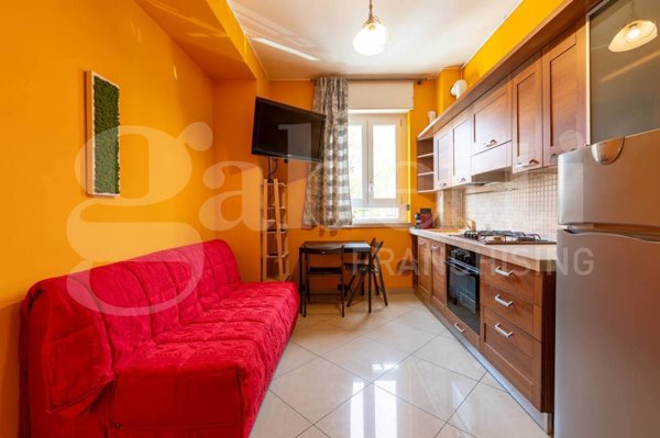 appartamento in vendita a Milano in zona Famagosta