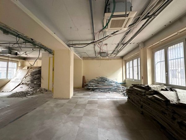 ufficio in vendita a Milano