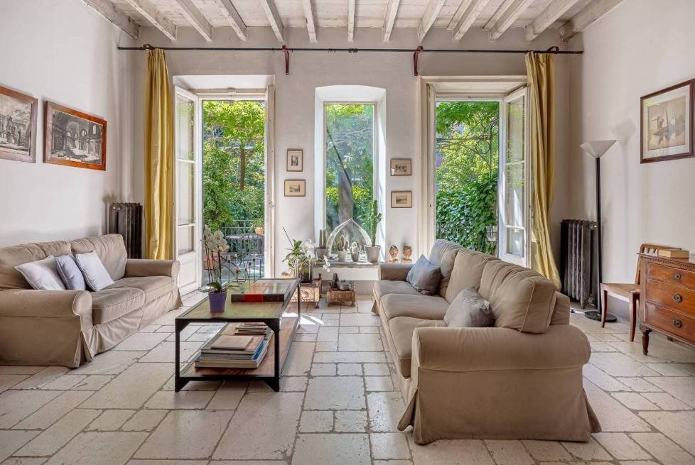 casa indipendente in vendita a Milano in zona Città Studi