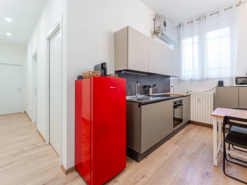 appartamento in vendita a Milano in zona Vigentino