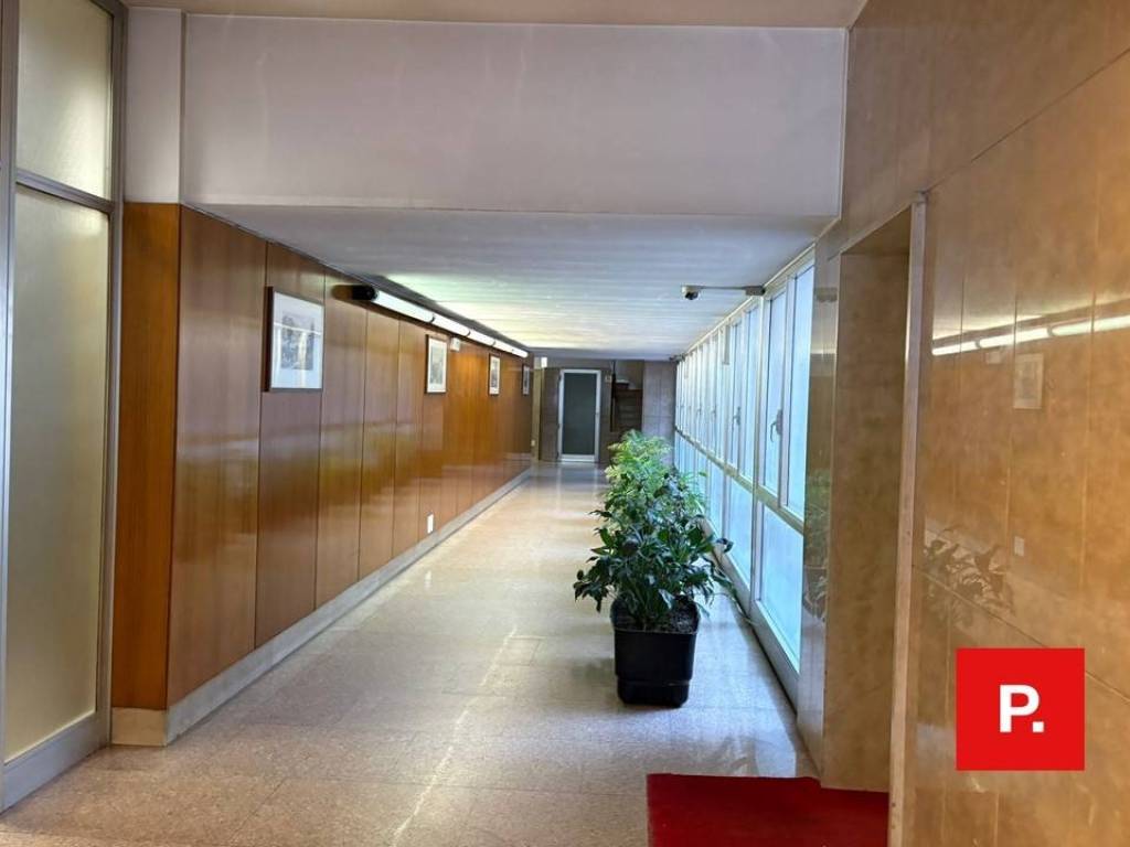 ufficio in vendita a Milano in zona Centro Direzionale