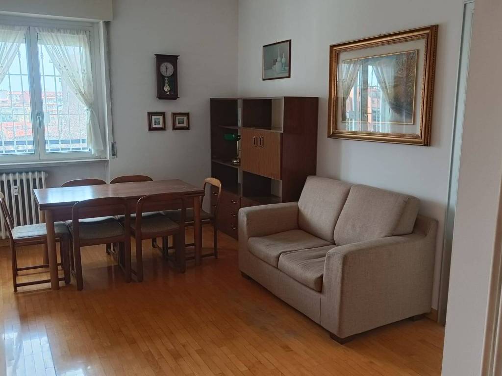 appartamento in vendita a Milano in zona Crescenzago