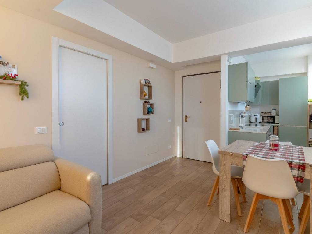 appartamento in vendita a Milano in zona Forlanini