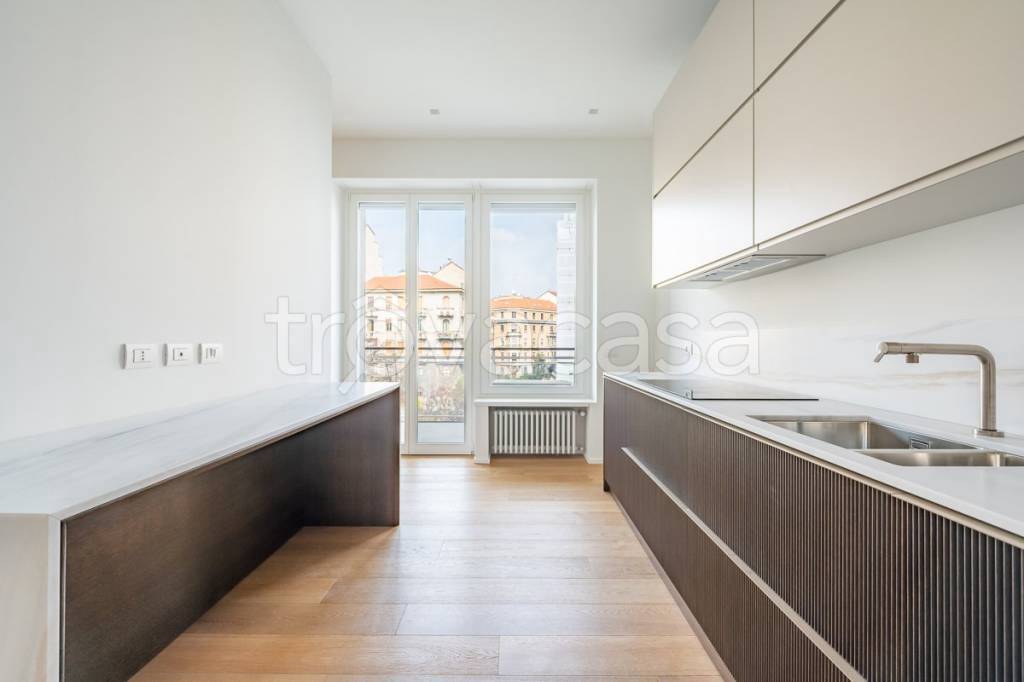 appartamento in vendita a Milano in zona Porta Romana