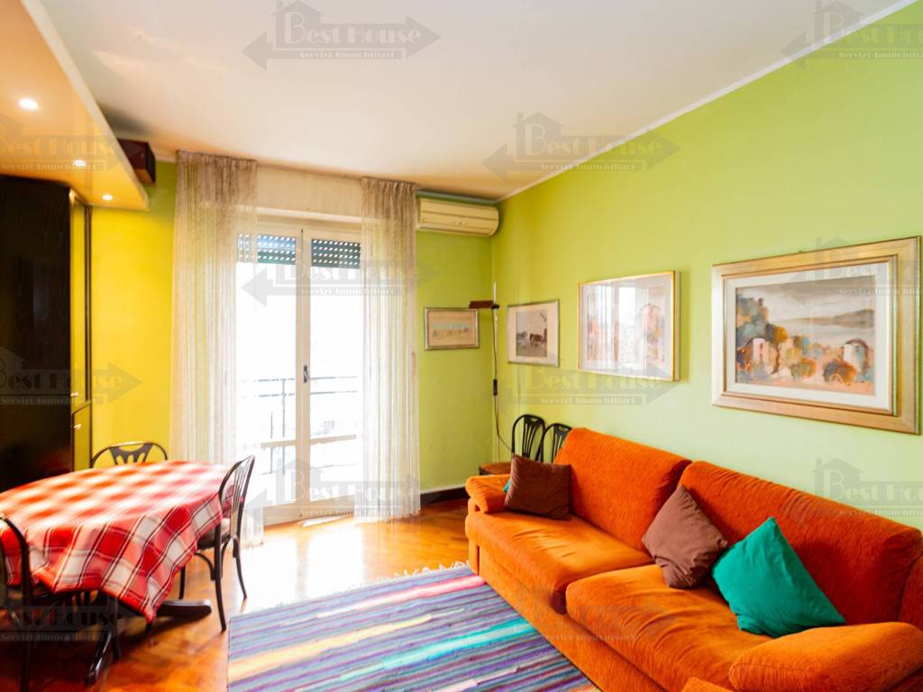 appartamento in vendita a Milano in zona Lambrate