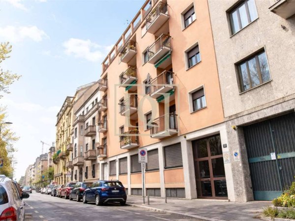 ufficio in vendita a Milano in zona Centro Direzionale