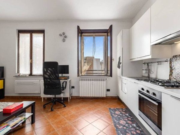 appartamento in vendita a Milano in zona Solari
