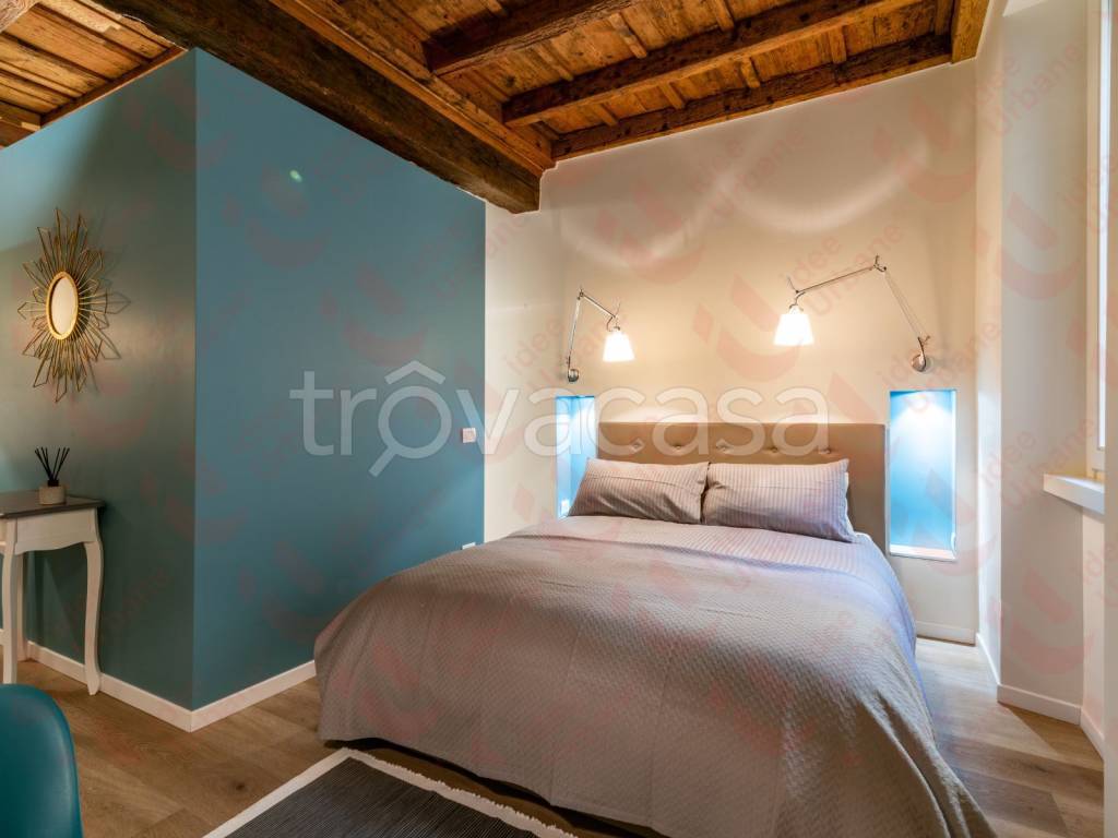 appartamento in vendita a Milano in zona Brera