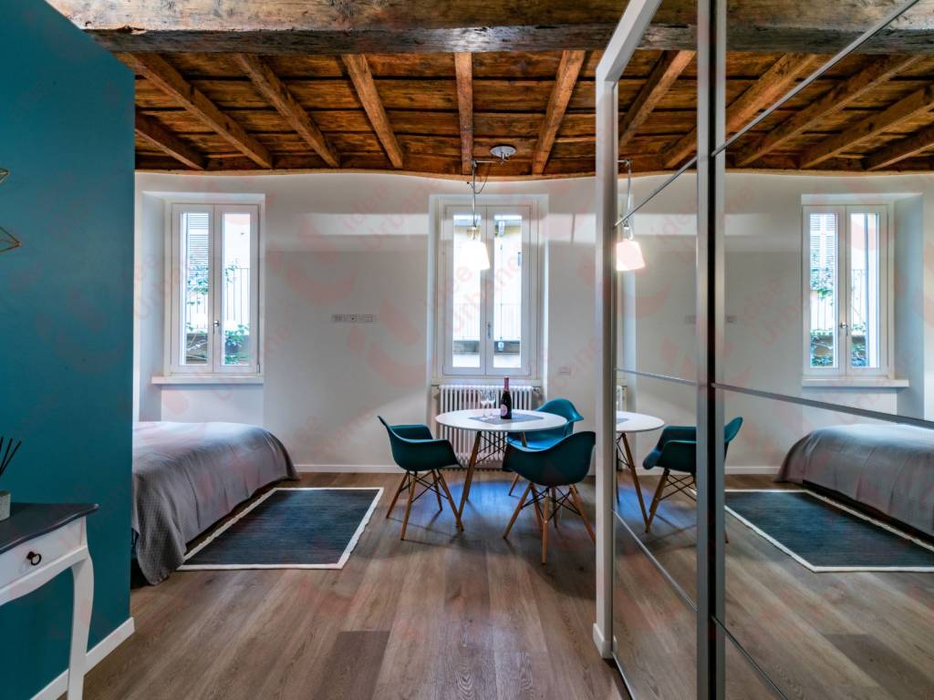 appartamento in vendita a Milano in zona Porta Garibaldi