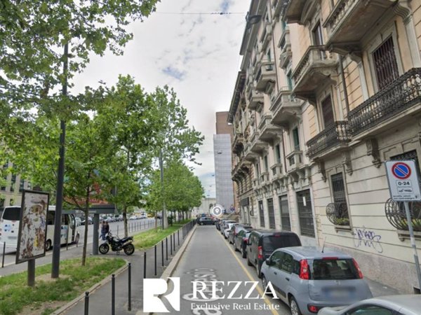 negozio in vendita a Milano in zona Porta Garibaldi