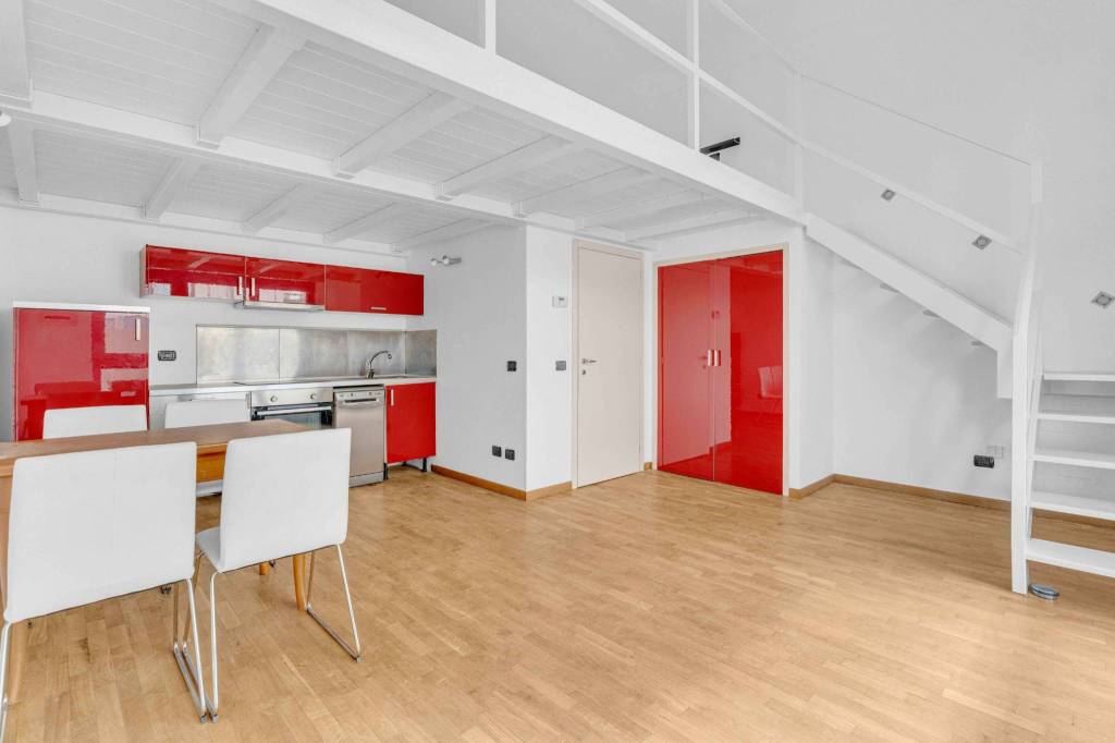 appartamento in vendita a Milano in zona Barona