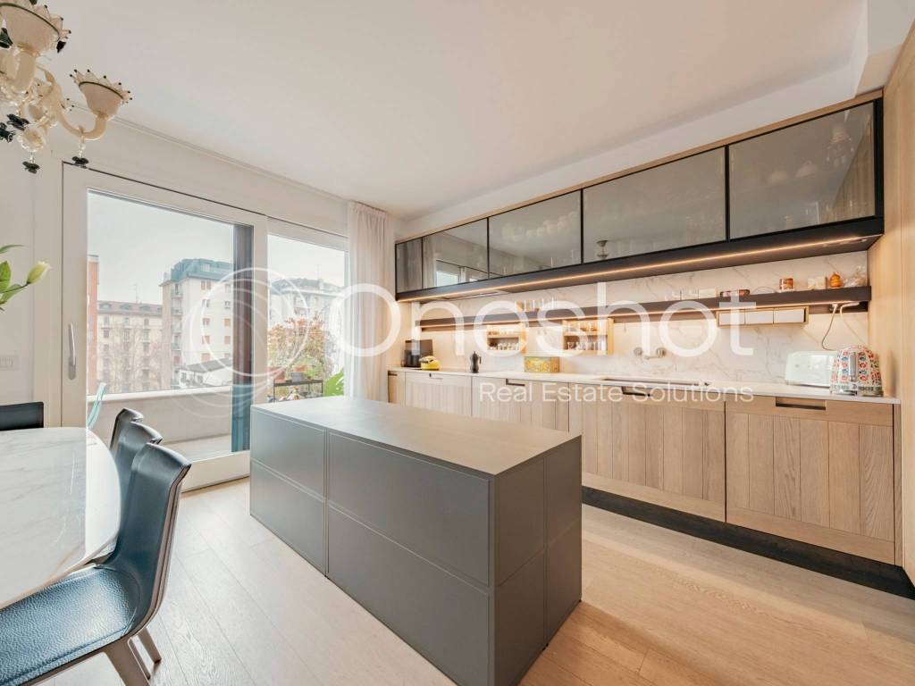 appartamento in vendita a Milano in zona Solari