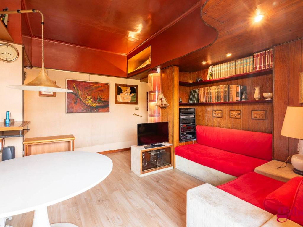 appartamento in vendita a Milano in zona Chiesa Rossa