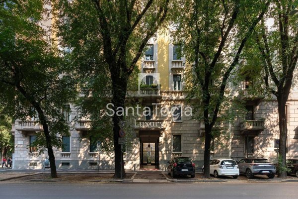 appartamento in vendita a Milano in zona Il Portello