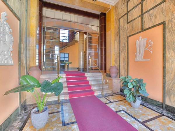 ufficio in vendita a Milano in zona Loreto