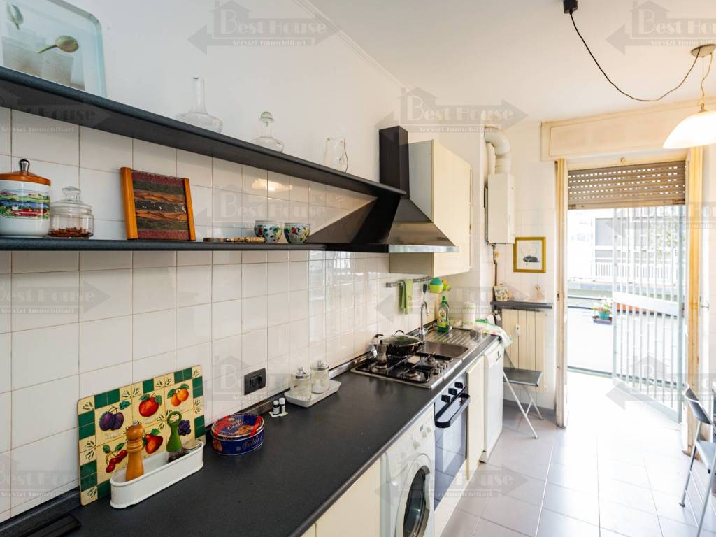 appartamento in vendita a Milano in zona Maggiolina