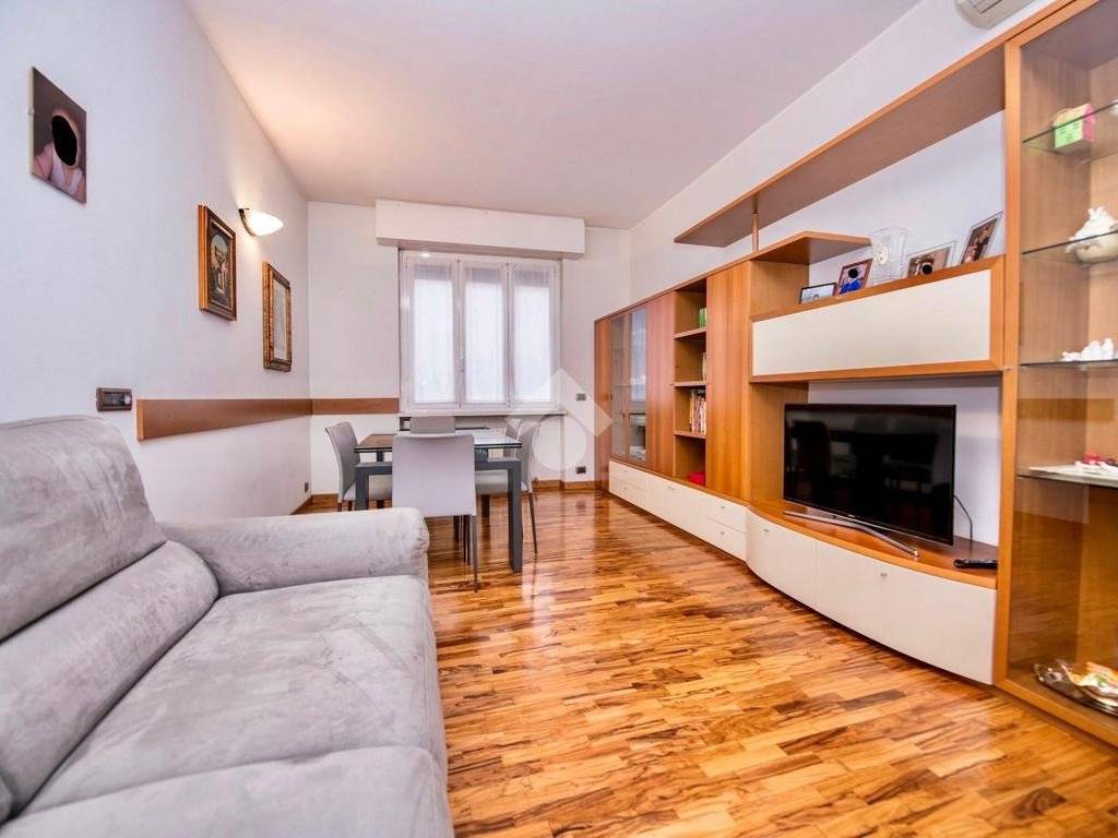 appartamento in vendita a Milano in zona Città Studi