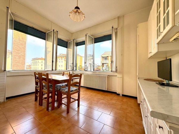 appartamento in vendita a Milano in zona Porta Genova