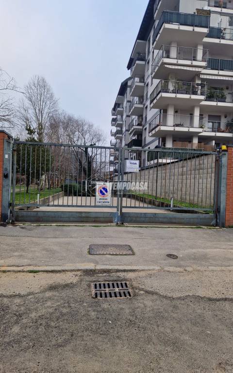 appartamento in vendita a Milano in zona Rogoredo