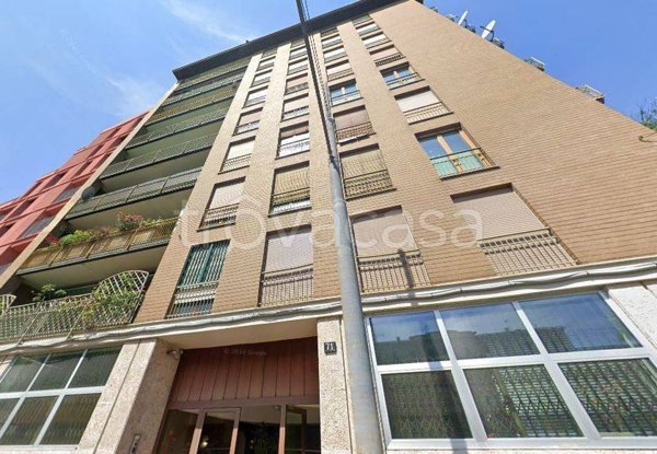 appartamento in vendita a Milano in zona Porta Romana