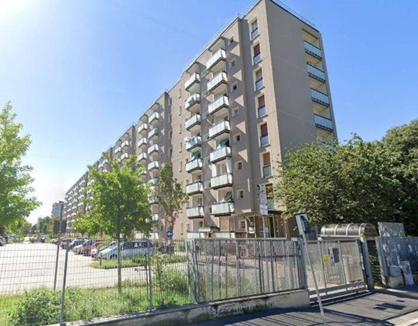 appartamento in vendita a Milano in zona Quarto Oggiaro