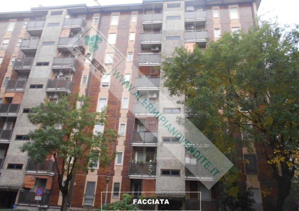 appartamento in vendita a Milano in zona Gallaratese