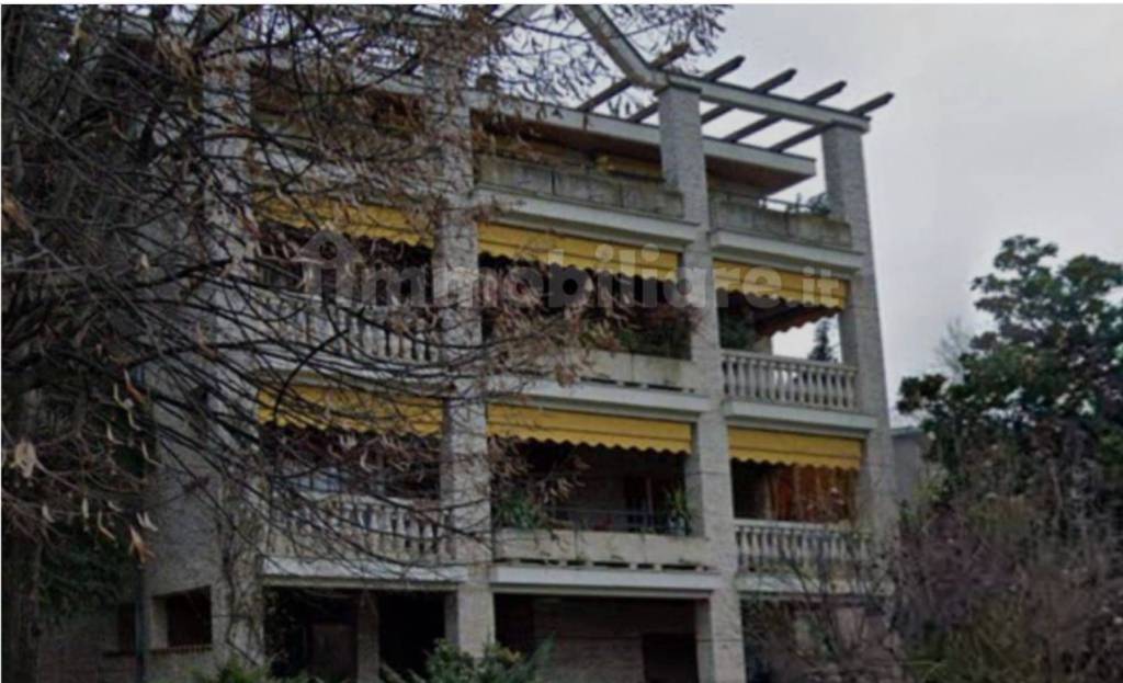 appartamento in vendita a Milano in zona Figino