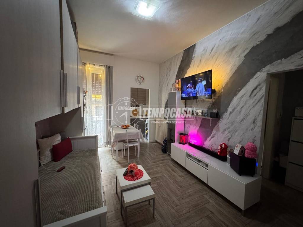 appartamento in vendita a Milano in zona Corvetto